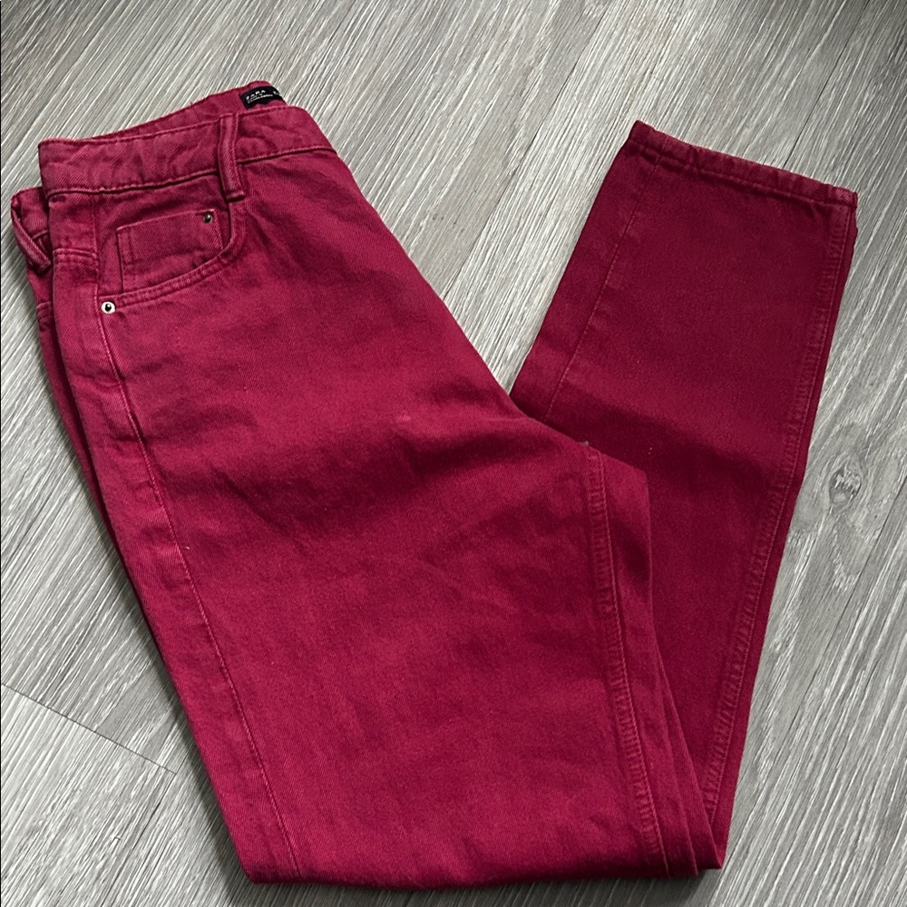 NWT Zara Women’s Red Denim High-Rise Jeans
